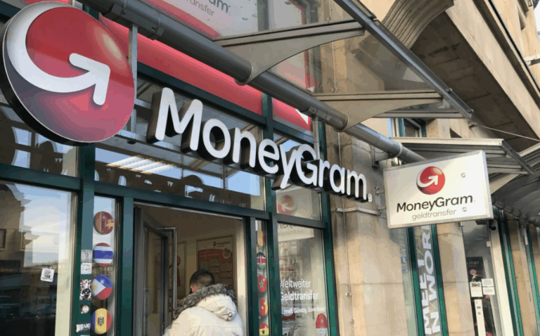 ¿Cómo enviar dinero por MoneyGram? Guía paso a paso