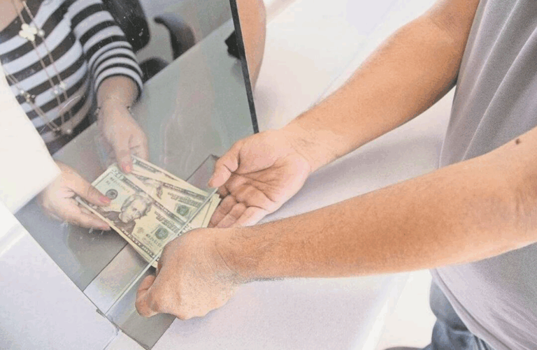 Tiempo de llegada de una remesa: lo que debes saber